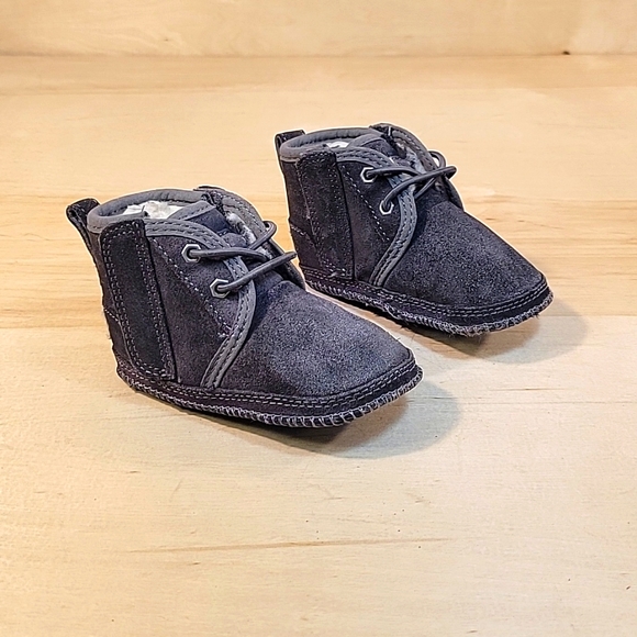 Ugg Neumel Kids Baby Slipper Shoes - Picture 2 of 8